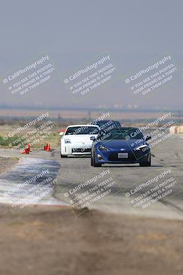 media/Sep-20-2025-Extreme Speed (Sat) [[1fcc23683c]]/Orange (Mid Intermediate)/Session 2 (Sunrise)/